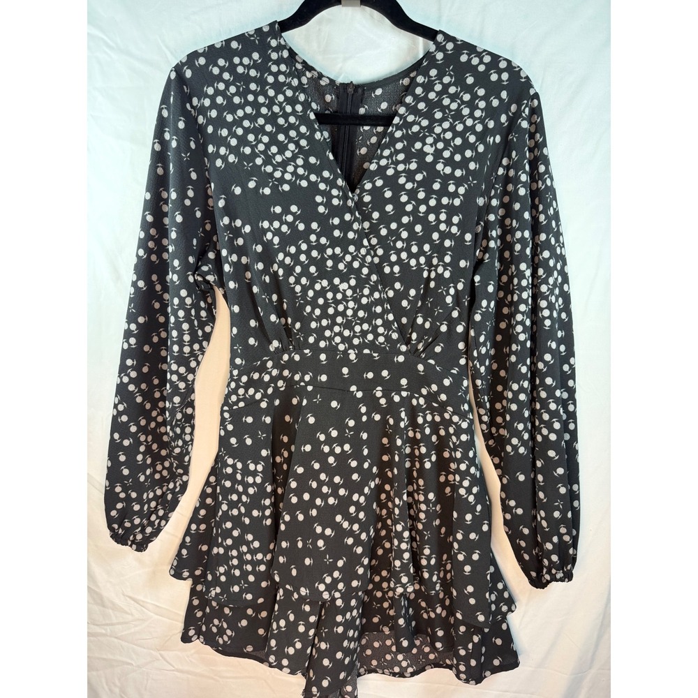 Black abstract Print Long Sleeve Ruffle Romper V-Neck Tiered Mini‎ Sz M flirty